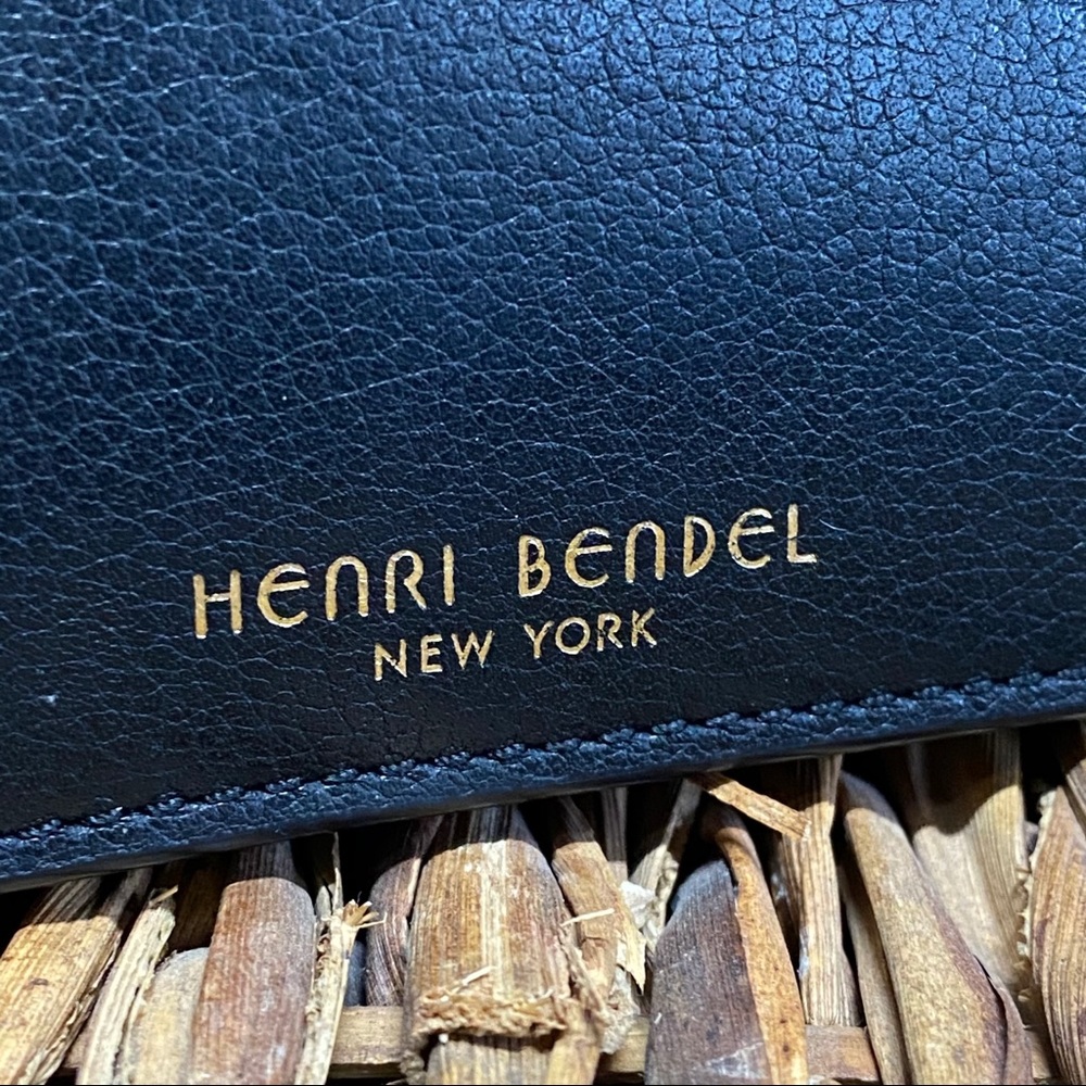 Henri Bendel black leather clutch wallet gold chain handle 3465 luxury brands